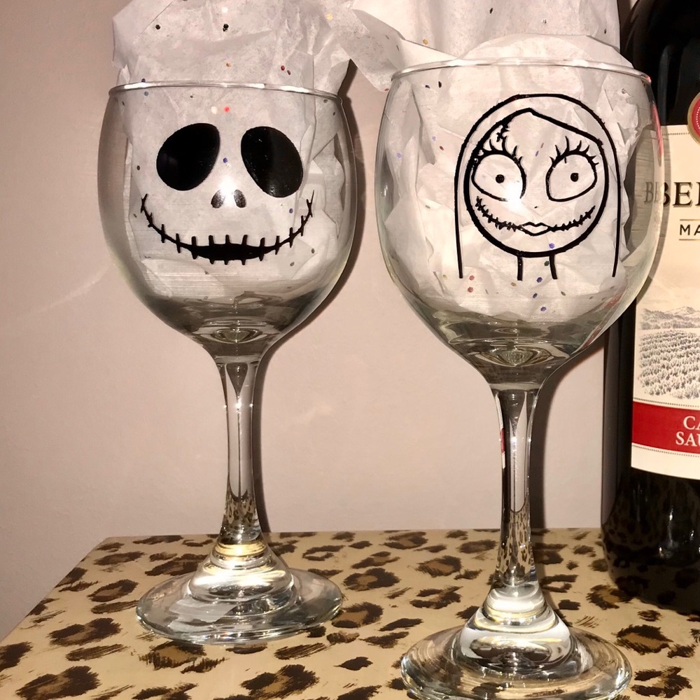 Jack & Sally wine glass set
